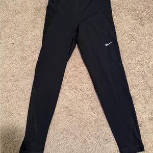 Nike Pro Leggings Womens Medium Black High Waisted Pockets Athletic Stretch Gym